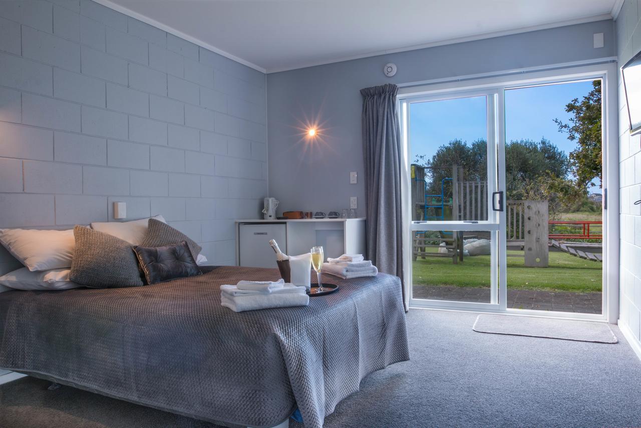 Waihi Beach Hotel Eksteriør billede